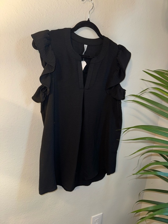 Daya By Zendaya Tops - Sleeveless Black Ruffle Trim Blouse